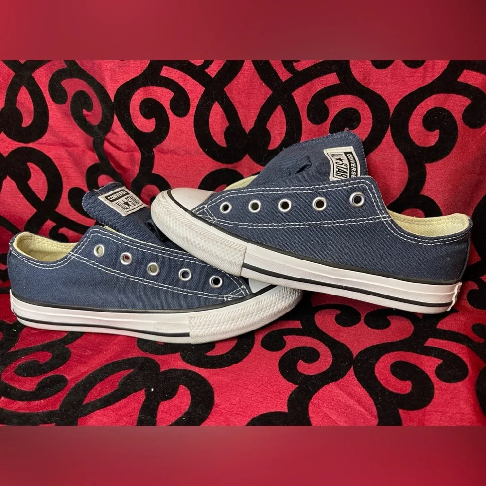 - Boys Low Top Navy Blue Converse Allstar Laces Added
